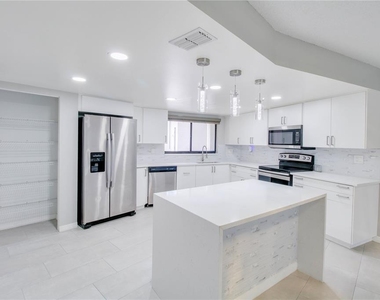1054 Lotus Cove Court - Photo Thumbnail 6