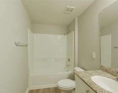 947 Grant Boulevard - Photo Thumbnail 24