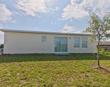 4020 Garden Boulevard - Photo Thumbnail 18