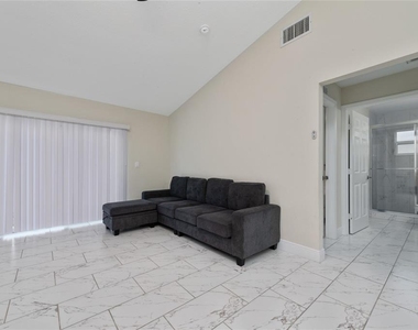 1246 Westwinds Drive - Photo Thumbnail 12