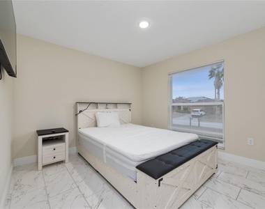 1246 Westwinds Drive - Photo Thumbnail 13