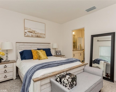 6985 Wilson Pasture Avenue - Photo Thumbnail 11