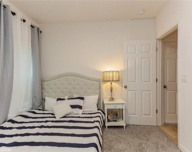6985 Wilson Pasture Avenue - Photo Thumbnail 21