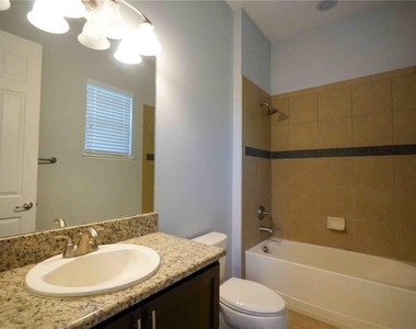 6219 Tiroco Way - Photo Thumbnail 15