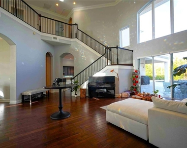 6219 Tiroco Way - Photo Thumbnail 2