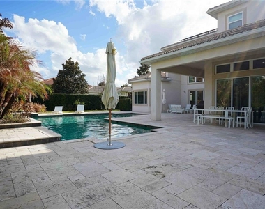 6219 Tiroco Way - Photo Thumbnail 28