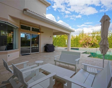 6219 Tiroco Way - Photo Thumbnail 27