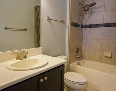 6219 Tiroco Way - Photo Thumbnail 20