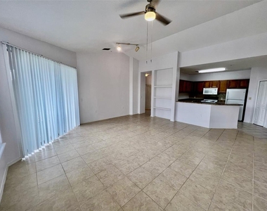 6153 Metrowest Boulevard - Photo Thumbnail 8