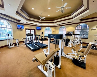 6153 Metrowest Boulevard - Photo Thumbnail 25