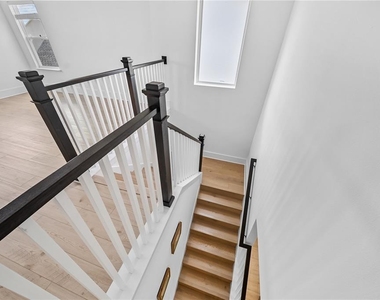 1694 Pinecliff Drive - Photo Thumbnail 34