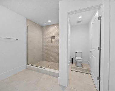 1694 Pinecliff Drive - Photo Thumbnail 43
