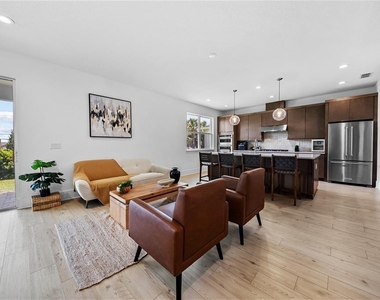1694 Pinecliff Drive - Photo Thumbnail 13