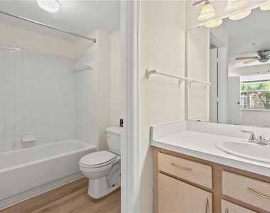 7330 Westpointe Boulevard - Photo Thumbnail 18