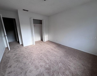4546 Lighthouse Circle - Photo Thumbnail 9