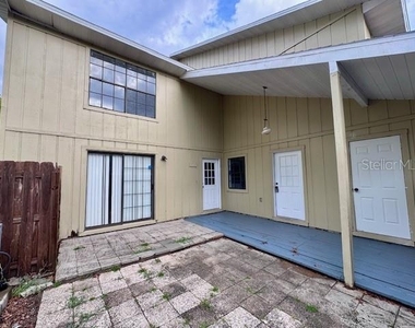 4546 Lighthouse Circle - Photo Thumbnail 1