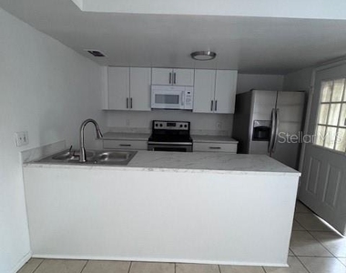 4546 Lighthouse Circle - Photo Thumbnail 3