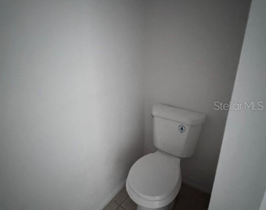 4546 Lighthouse Circle - Photo Thumbnail 6