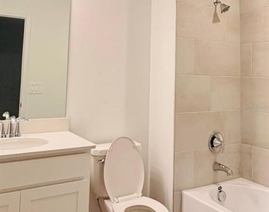3649 Se 37th Ct - Photo Thumbnail 8