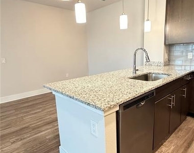 530 Academy Drive - Photo Thumbnail 1