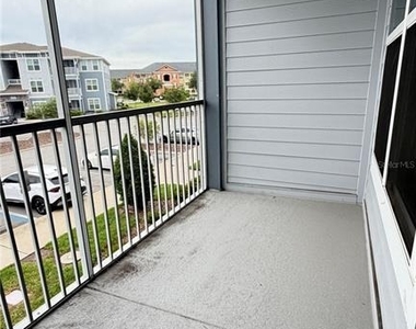 530 Academy Drive - Photo Thumbnail 12