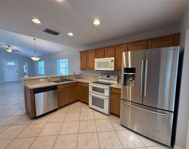 1084 Amanda Kay Circle - Photo Thumbnail 6