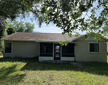 896 Mentmore Circle - Photo Thumbnail 15