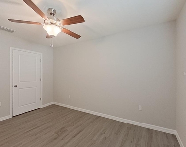 8614 Sw 43rd Terrace - Photo Thumbnail 11