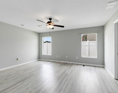 12 Sawfish Lane - Photo Thumbnail 19
