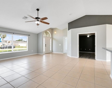 12 Sawfish Lane - Photo Thumbnail 8