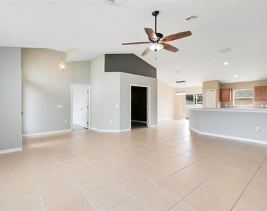 12 Sawfish Lane - Photo Thumbnail 7