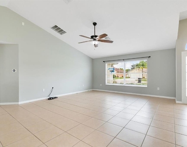 12 Sawfish Lane - Photo Thumbnail 10