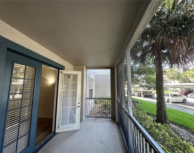 3301 Whitestone Circle - Photo Thumbnail 5
