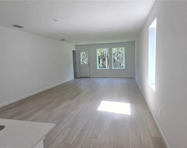 5621 Morant Bay Path - Photo Thumbnail 6