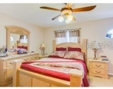 6037 Scotchwood Glen - Photo Thumbnail 11