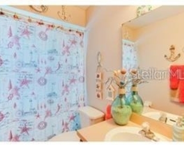 6037 Scotchwood Glen - Photo Thumbnail 7