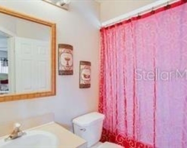 6037 Scotchwood Glen - Photo Thumbnail 14