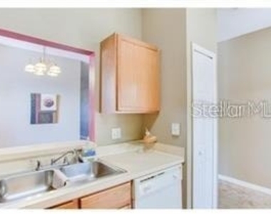 6037 Scotchwood Glen - Photo Thumbnail 6