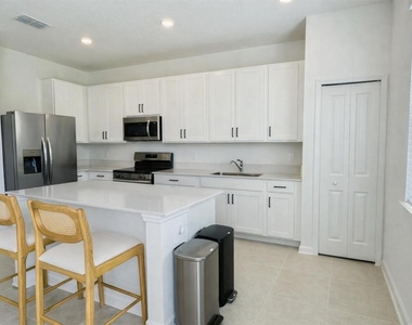3035 Mindfullness Drive - Photo Thumbnail 4