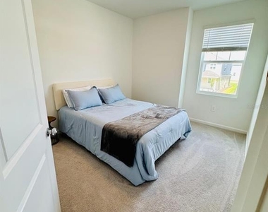 3035 Mindfullness Drive - Photo Thumbnail 6