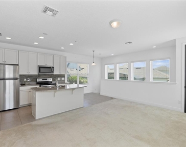 13153 Lessing Avenue - Photo Thumbnail 2