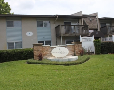 1695 Lee Road - Photo Thumbnail 2