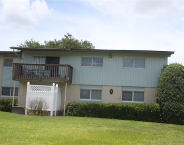 1695 Lee Road - Photo Thumbnail 4