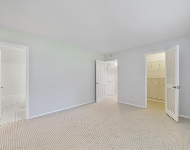 1695 Lee Road - Photo Thumbnail 20