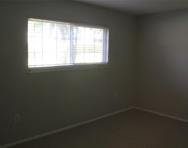 1695 Lee Road - Photo Thumbnail 18