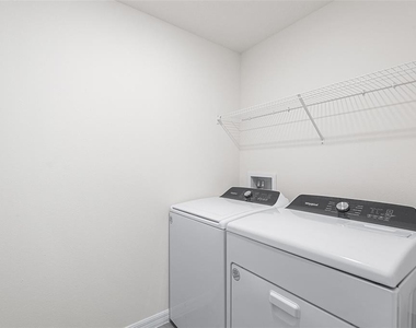 5106 Plumeria Drive - Photo Thumbnail 19