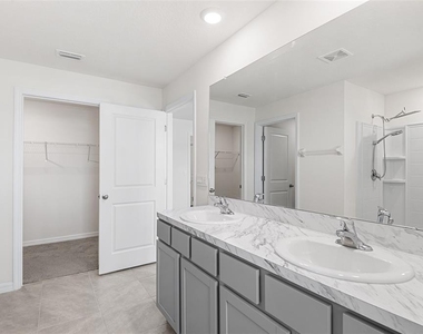 5106 Plumeria Drive - Photo Thumbnail 12