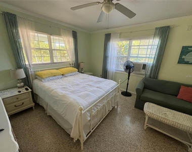 104 Base Avenue W - Photo Thumbnail 6