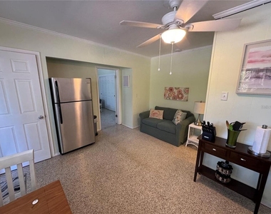 104 Base Avenue W - Photo Thumbnail 4