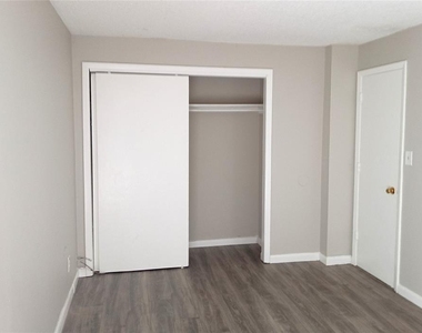 6918 Trout Street - Photo Thumbnail 22